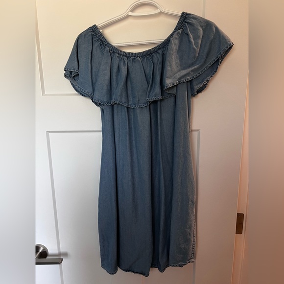Guess size small - Picture 1 of 1
